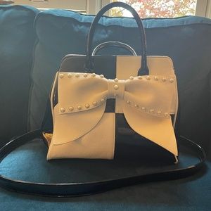 Black and white Betsy Johnson bag